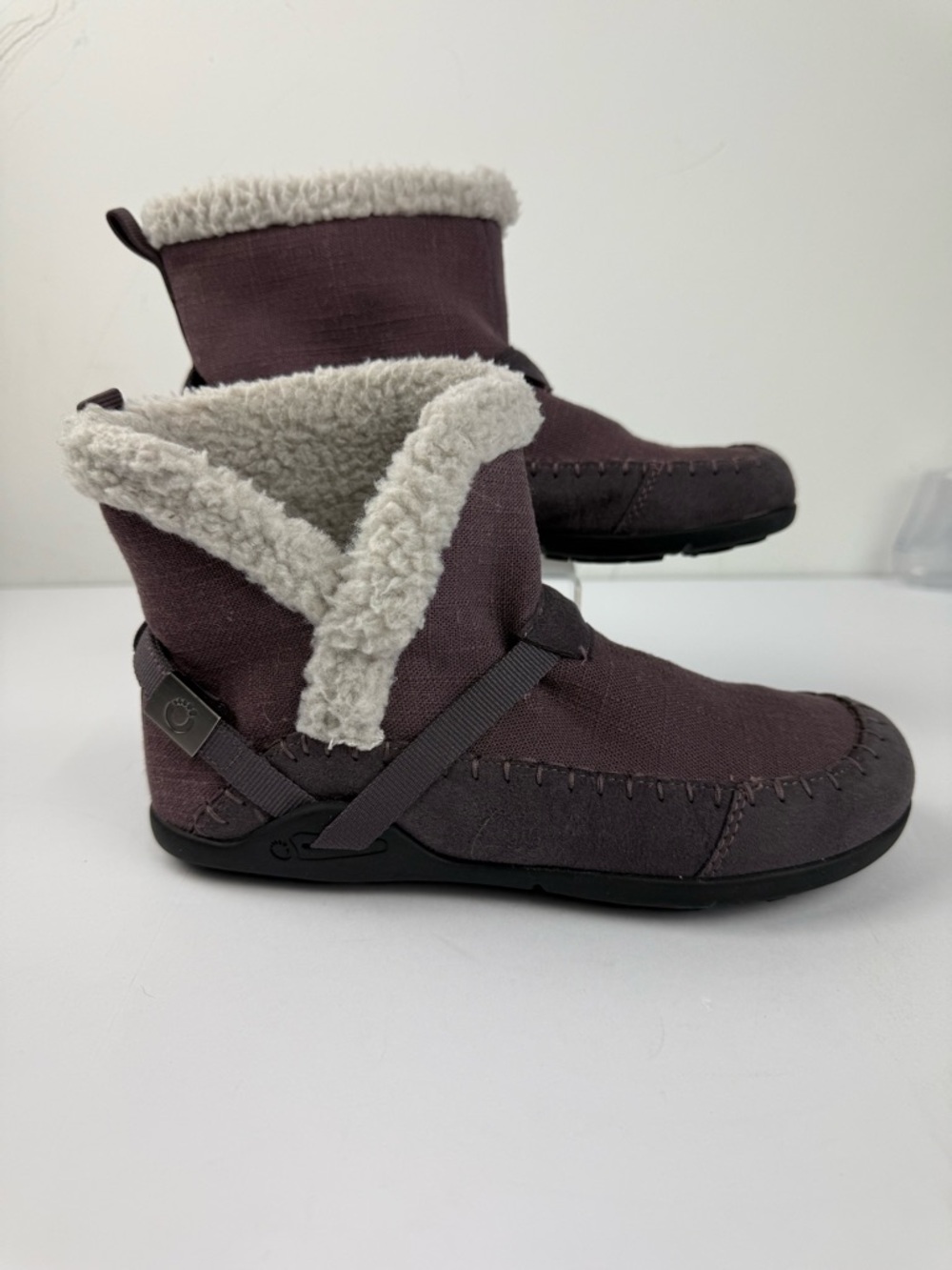 Xero Shoes Womens 6.5 Ashland Dark Taupe Pull On Faux Fur Boots.